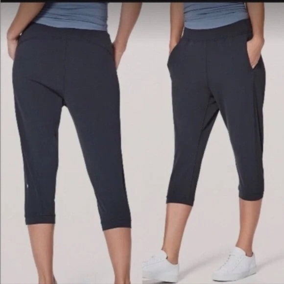 Lululemon 4 Womens Crop Jogger Pants Everyday Athleisure Workout Gym - Picture 15 of 15